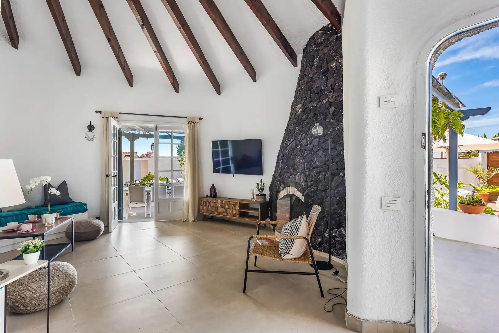 Sala de estar de Casa o chalet de alquiler en Guía de Isora con Aire acondicionado, Jardín privado y Terraza
