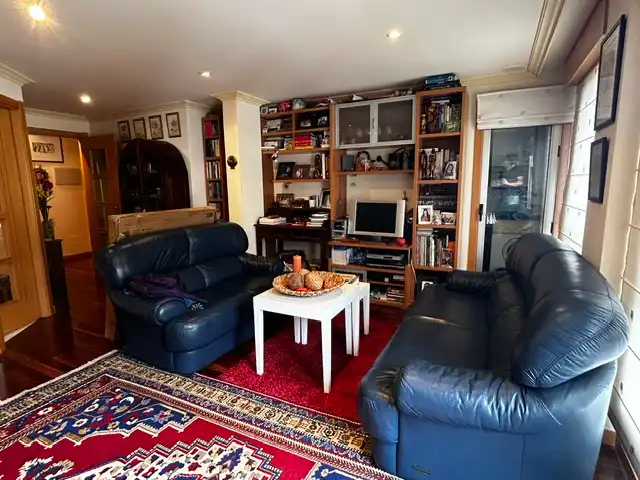 Living room of Flat for sale in Vilagarcía de Arousa  with Parquet flooring, Storage room and Furnished