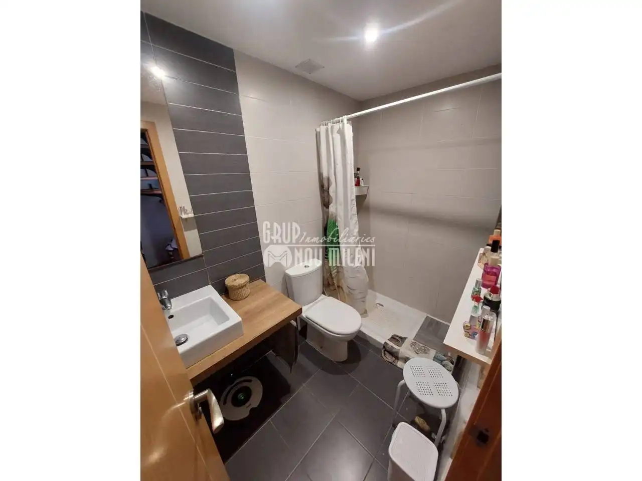 Duplexes for rent in Silla