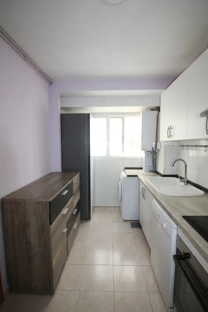 Kitchen of Flat for sale in Valencia  with Air Conditioner, Heating and Balcony
