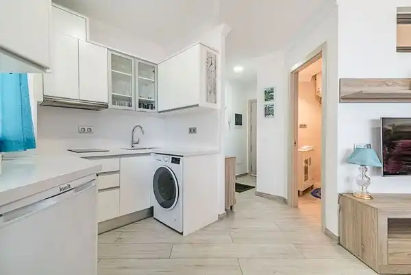 Kitchen of Flat for rent in Las Palmas de Gran Canaria  with Furnished, Oven and Washing machine