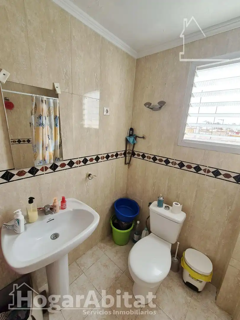 Baño de Piso en venta en Torrent con Aire acondicionado y Calefacción