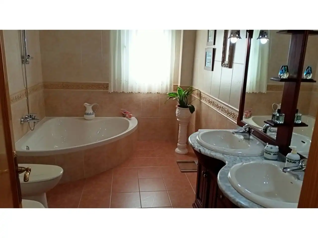 Bathroom of Houses for sale in Roquetas de Mar  with Air Conditioner, Heating and Private garden