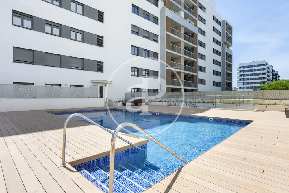 Piscina de Piso en venta en Valencia con Aire acondicionado, Calefacción y Jardín privado