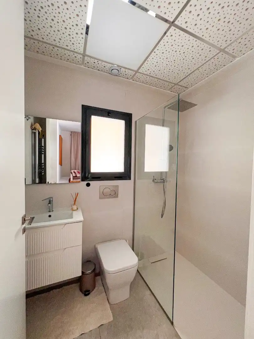 Baño de Planta baja en venta en Guardamar del Segura con Aire acondicionado, Jardín privado y Terraza