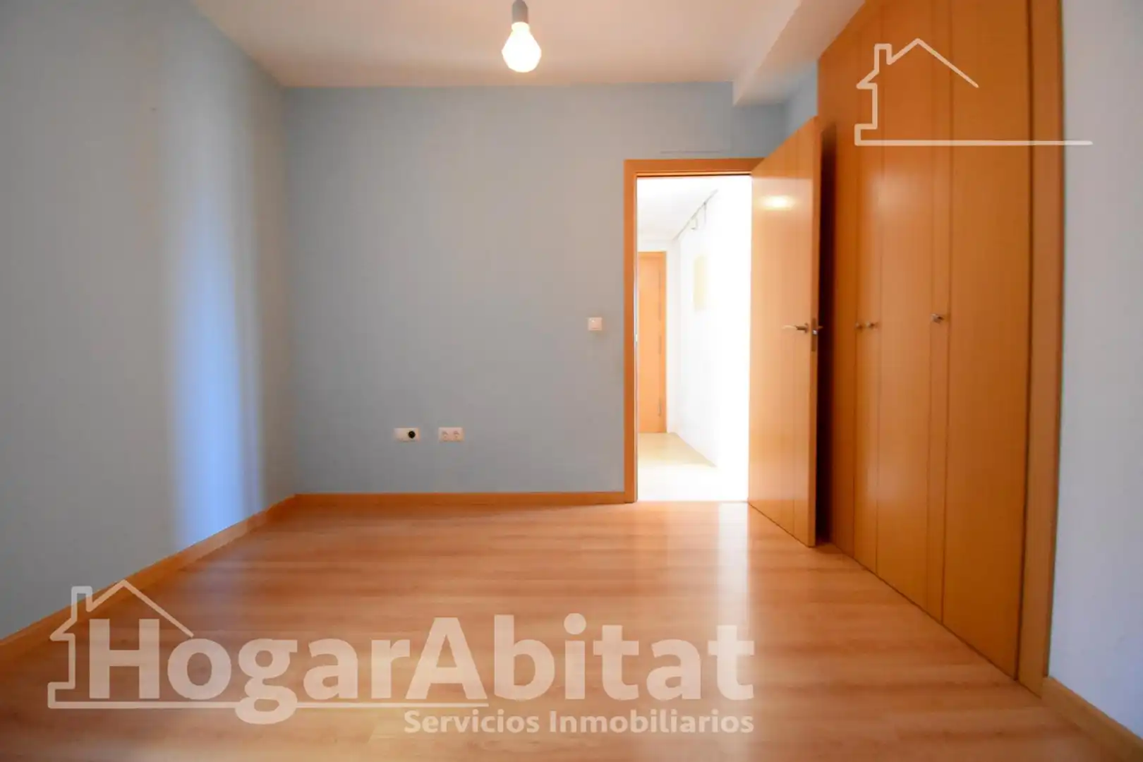 Bedroom of Attic for sale in Pedreguer  with Air Conditioner, Parquet flooring and Terrace