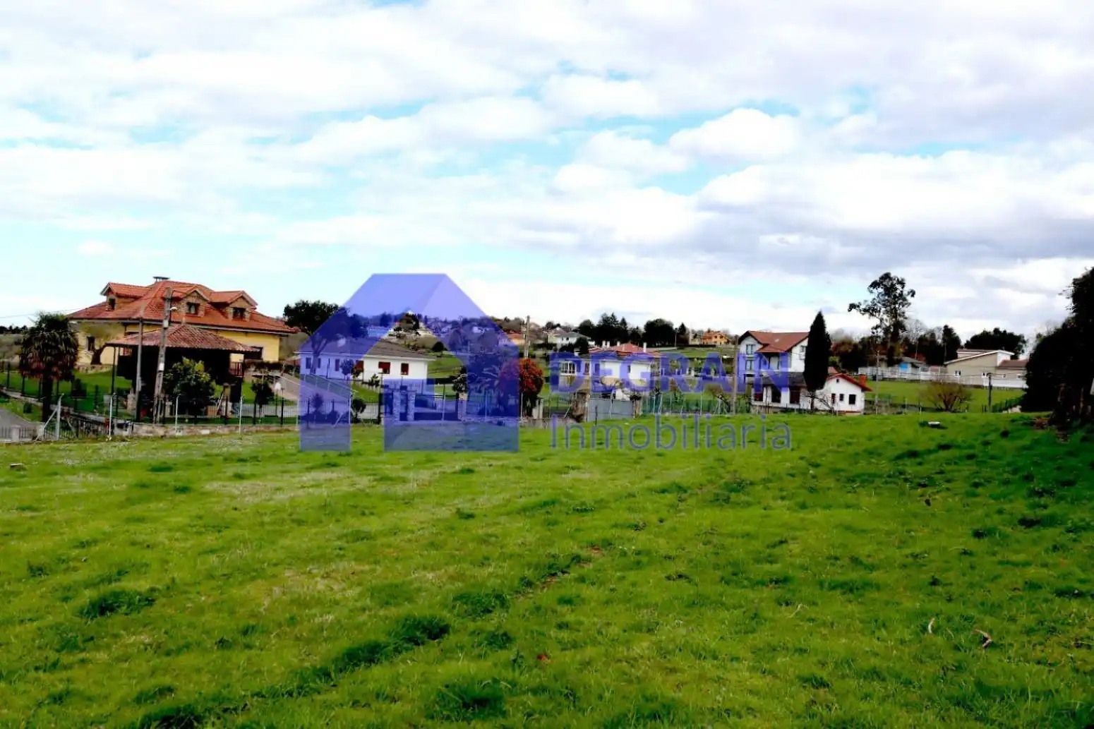 Land for sale in Oviedo 
