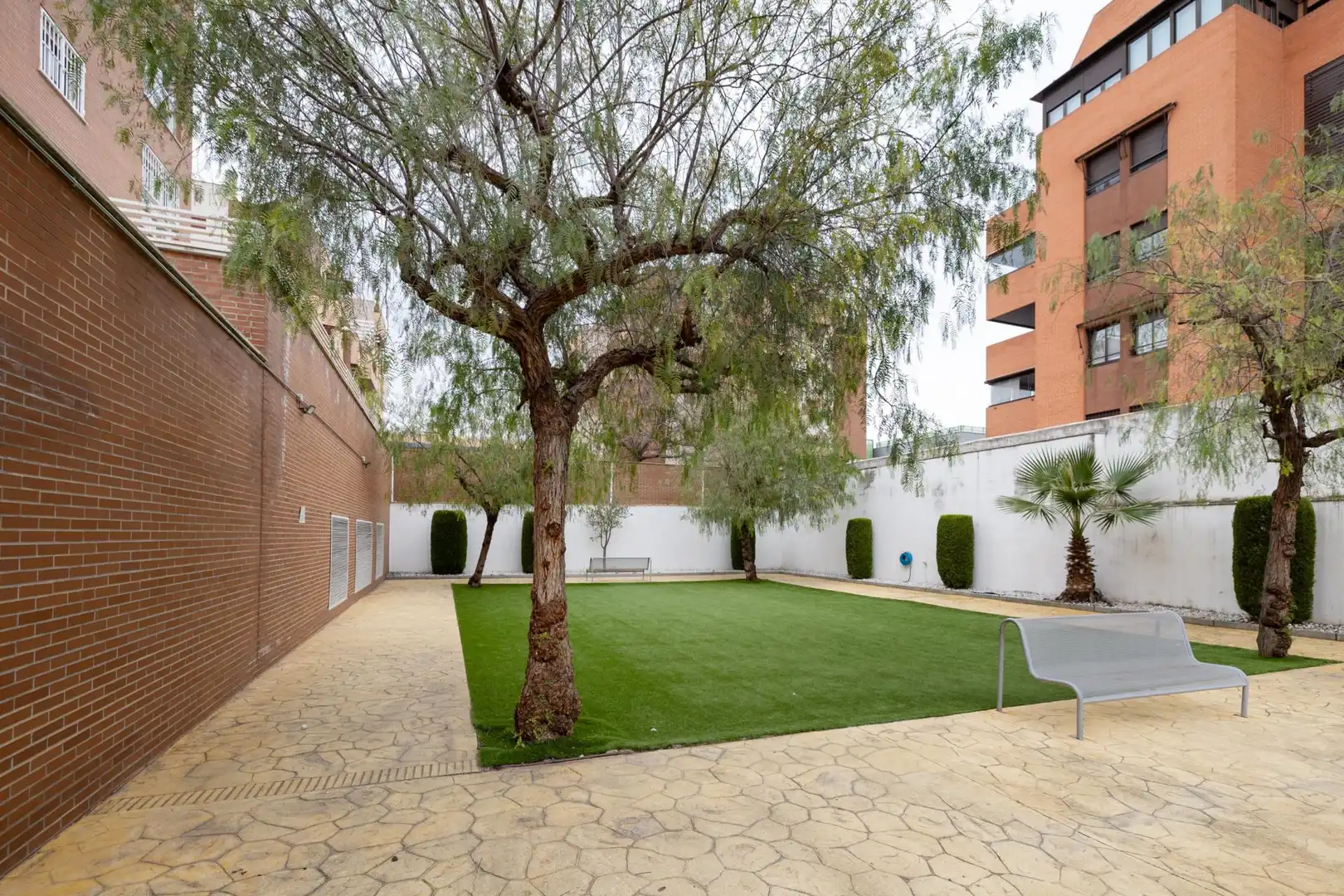 Jardín de Apartamento en venta en Granada con Calefacción, Jardín privado y Piscina comunitaria