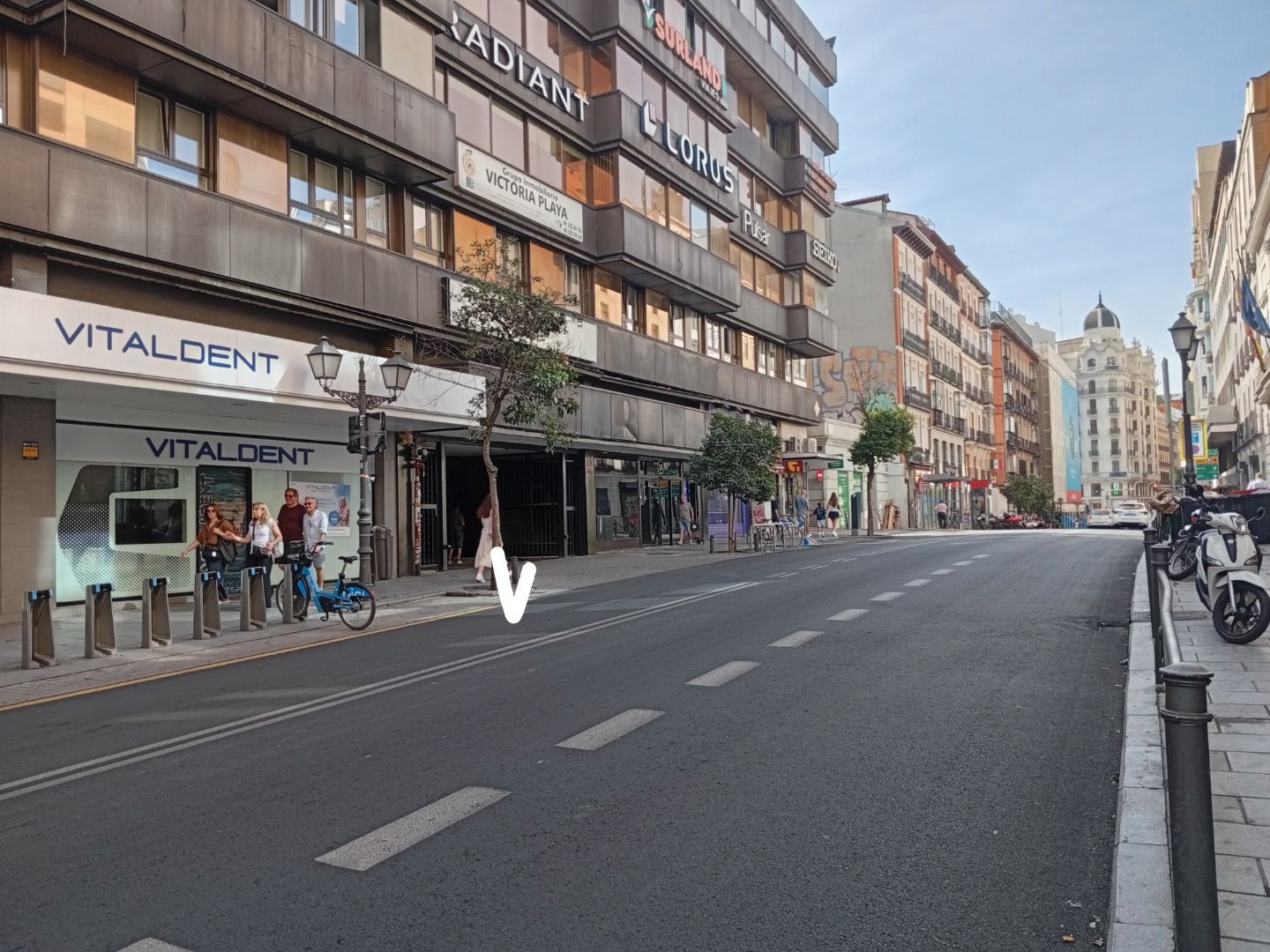 Vista exterior de Garaje de alquiler en  Madrid Capital con Alarma