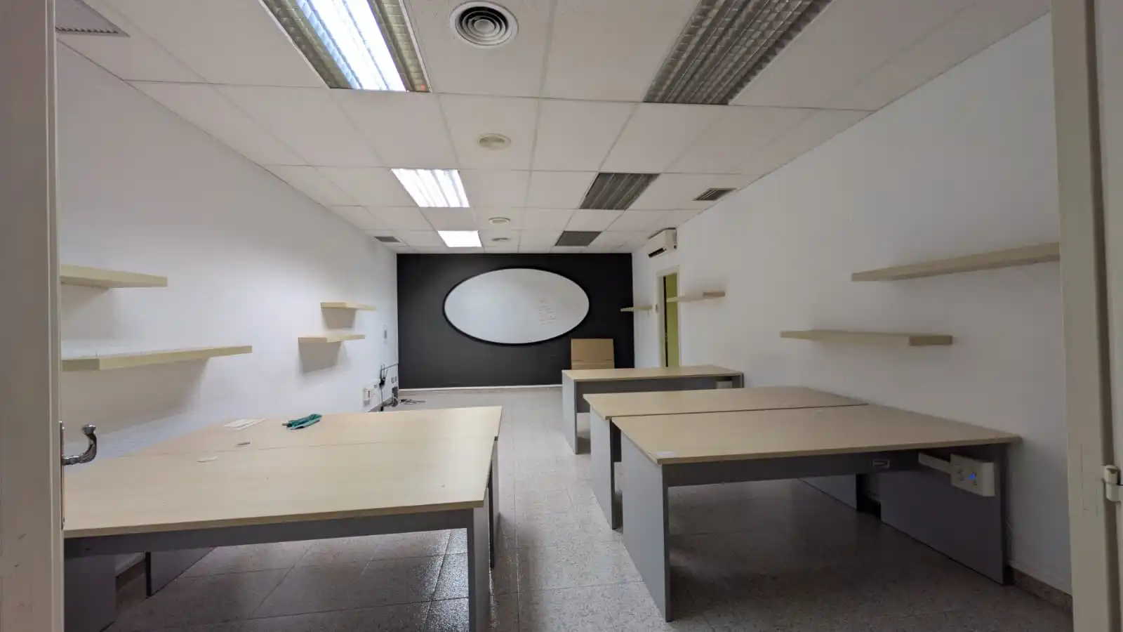 Maisonette zum Verkauf in Cornellà de Llobregat mit Abstellraum