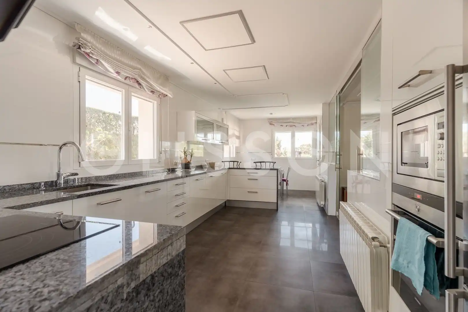 Küche von Haus oder Chalet zum Verkauf in Algete mit Klimaanlage, Privatgarten und Terrasse