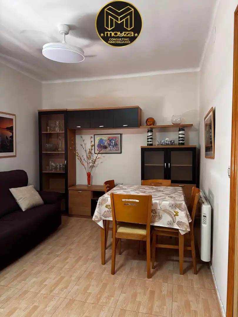 Esszimmer von Wohnung zur Miete in Linares mit Klimaanlage und Heizung