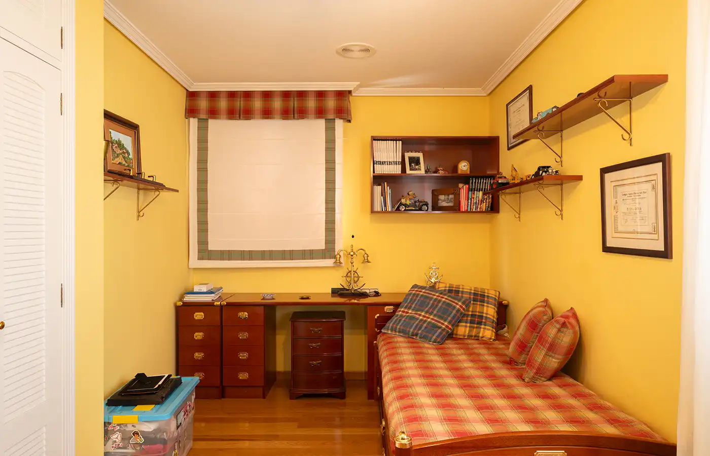 Chalet con terraza en venta en Avenida Rosalía Castro 126, imagen 23