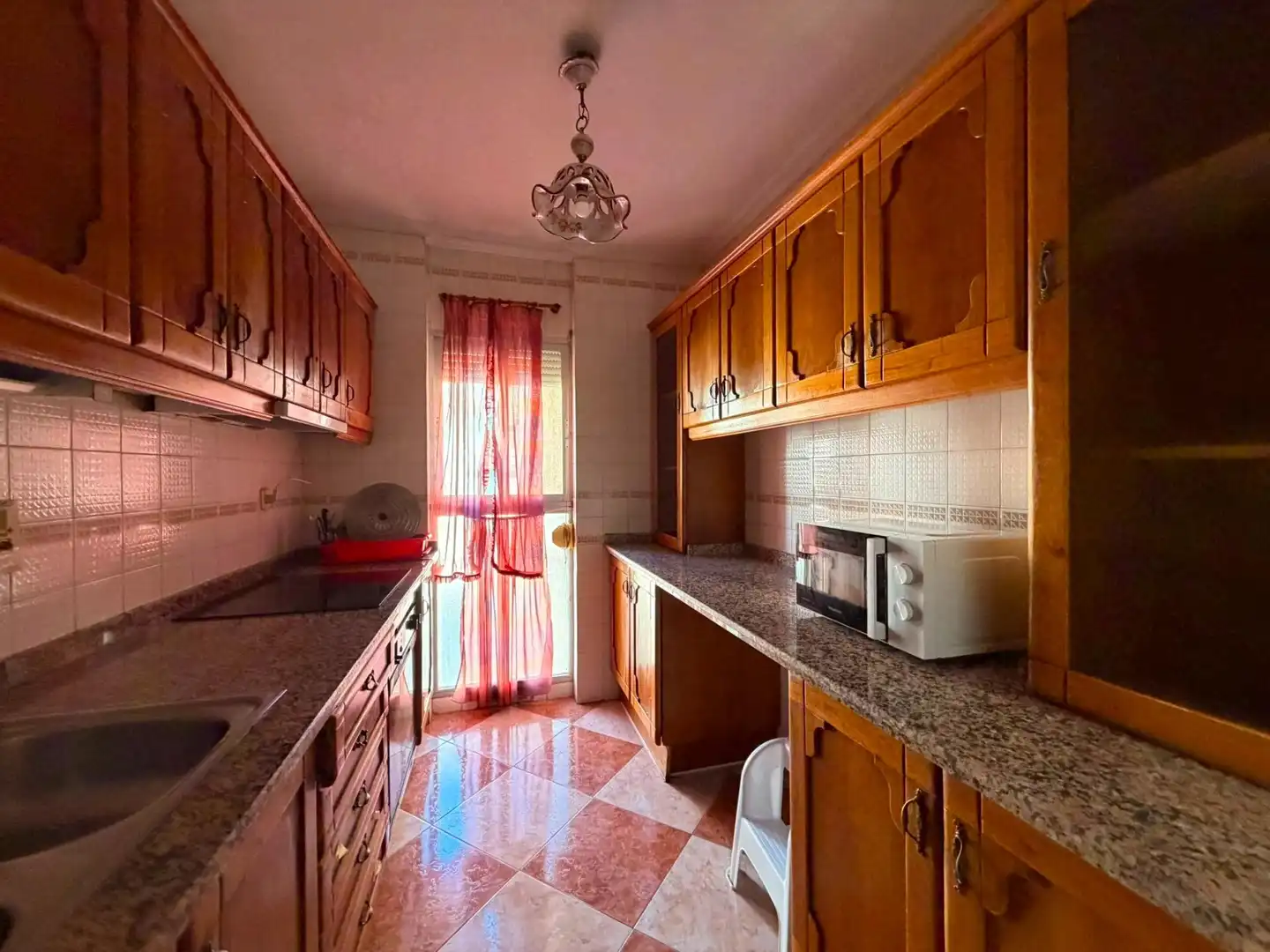 Cuina de Pis en venda en Cáceres amb Aire condicionat, Terrassa i Moblat