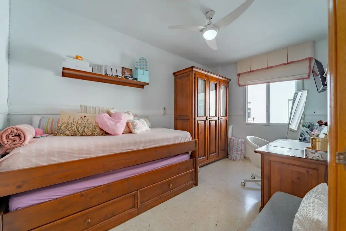 Piso con terraza en venta en Calle Carlos Cano, imagen 19