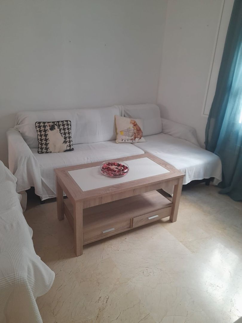 Apartament de lloguer a Calle Valme, La Buhaira
