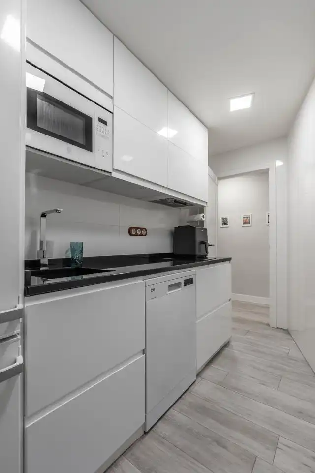 Kitchen of Flat for rent in Madrid  with Air Conditioner, Terrace and Furnished