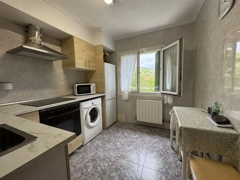 Kitchen of Flat for sale in Bergara  with Furnished