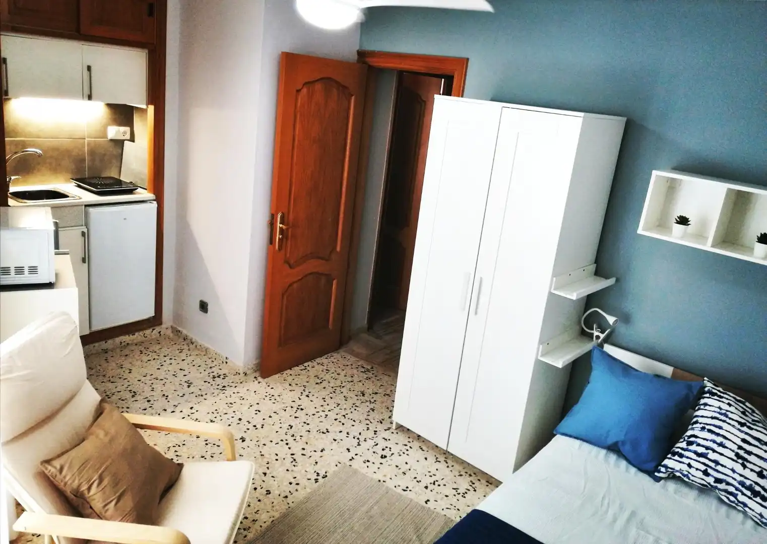 Dormitori de Loft de lloguer en Torredembarra amb Terrassa