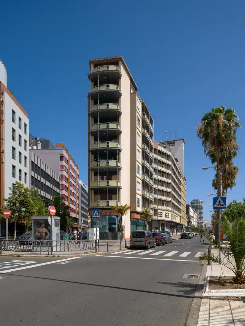 Exterior view of Flat for sale in Las Palmas de Gran Canaria  with Air Conditioner, Heating and Terrace