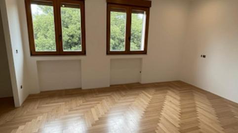 Foto 5 de Edifici en venda a Calle de Piedrahita, Dehesa – El Soto, Madrid