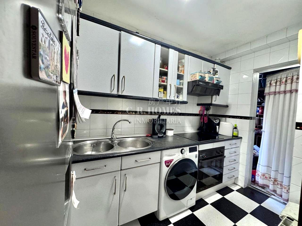 Kitchen of Flat for sale in Getafe  with Air Conditioner, Heating and Parquet flooring