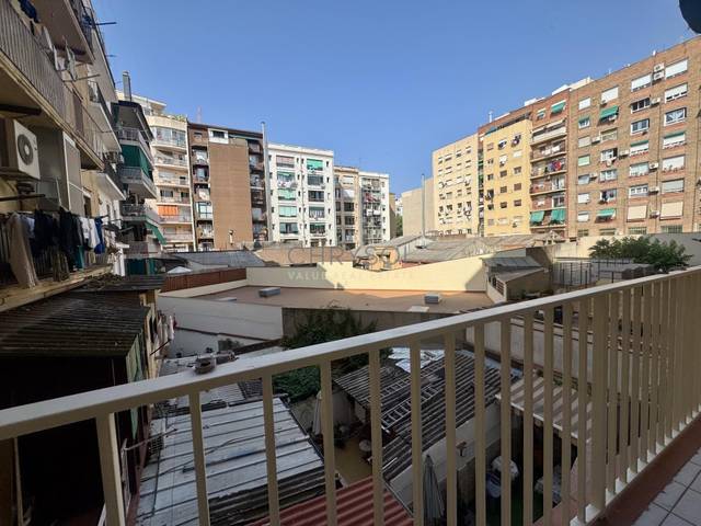 Piso en Venta en Carrer CASTILLEJOS en Sagrada Família