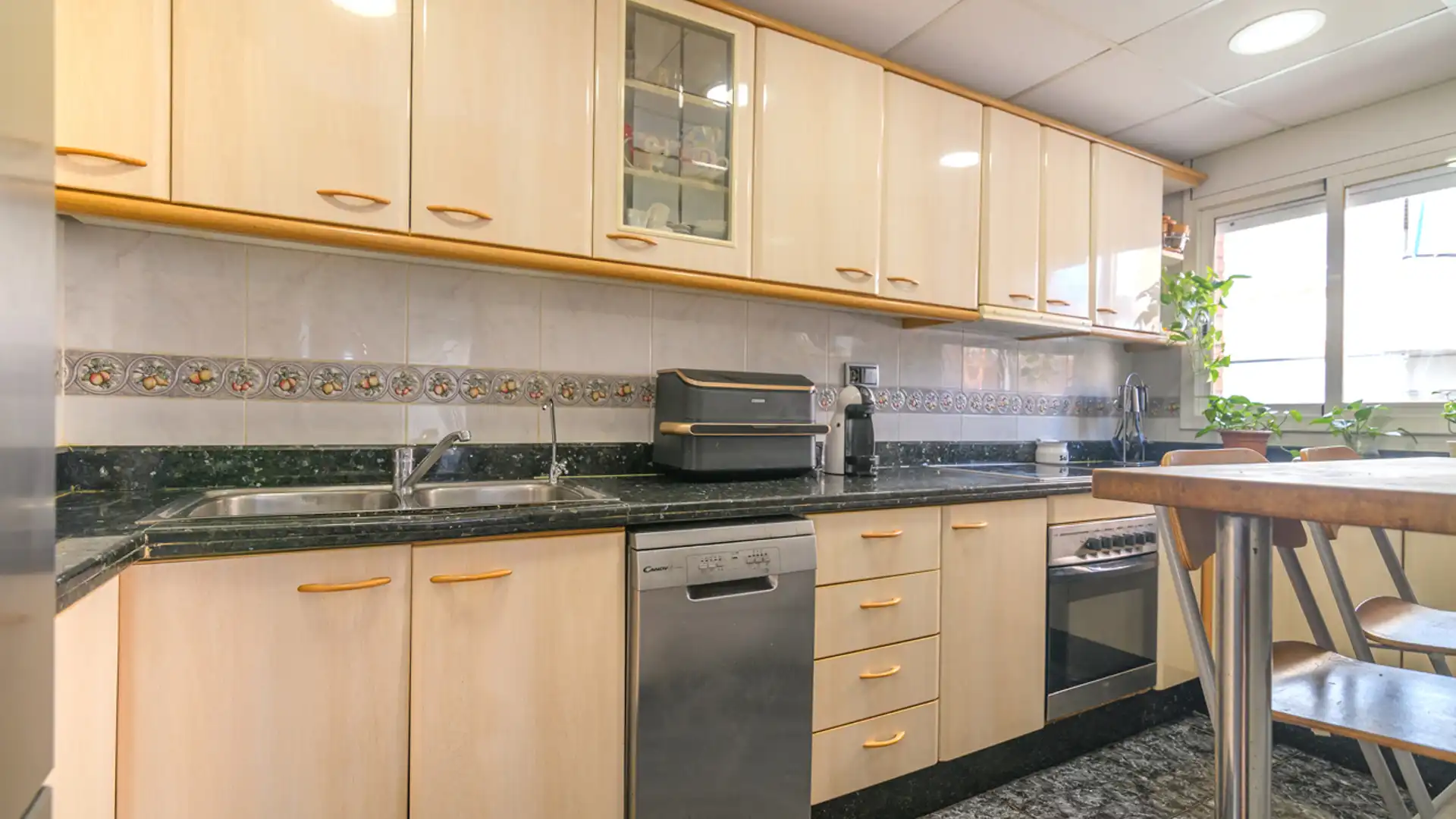 Küche von Wohnung zum Verkauf in Viladecans mit Heizung, Terrasse und Abstellraum