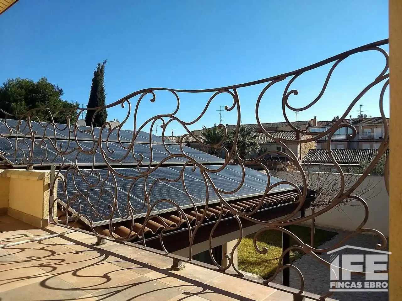 Terrassa de Casa o xalet en venda en Alagón amb Aire condicionat, Calefacció i Jardí privat