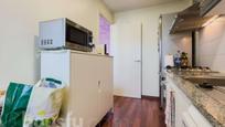 Cuina de Pis en venda en L'Hospitalet de Llobregat amb Aire condicionat, Calefacció i Parquet