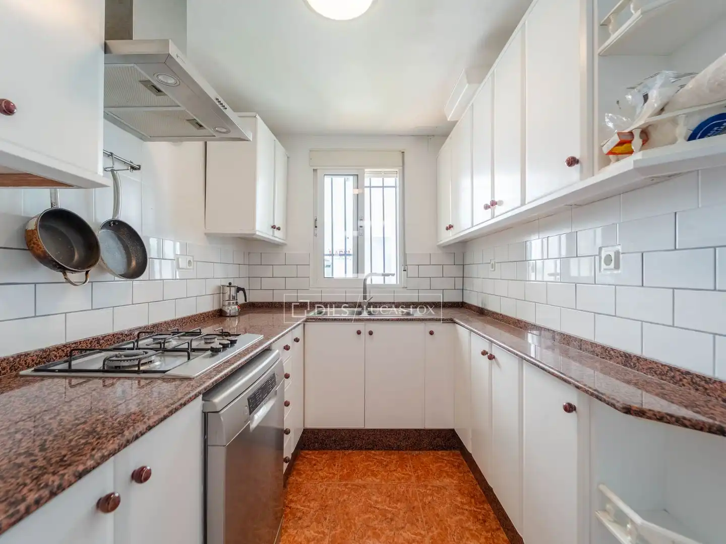 Cocina de Casa o chalet en venta en Valencia con Aire acondicionado, Calefacción y Terraza