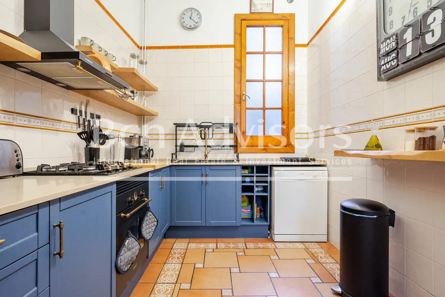 Piso con terraza en venta en Passatge dels Escudellers, imagen 9