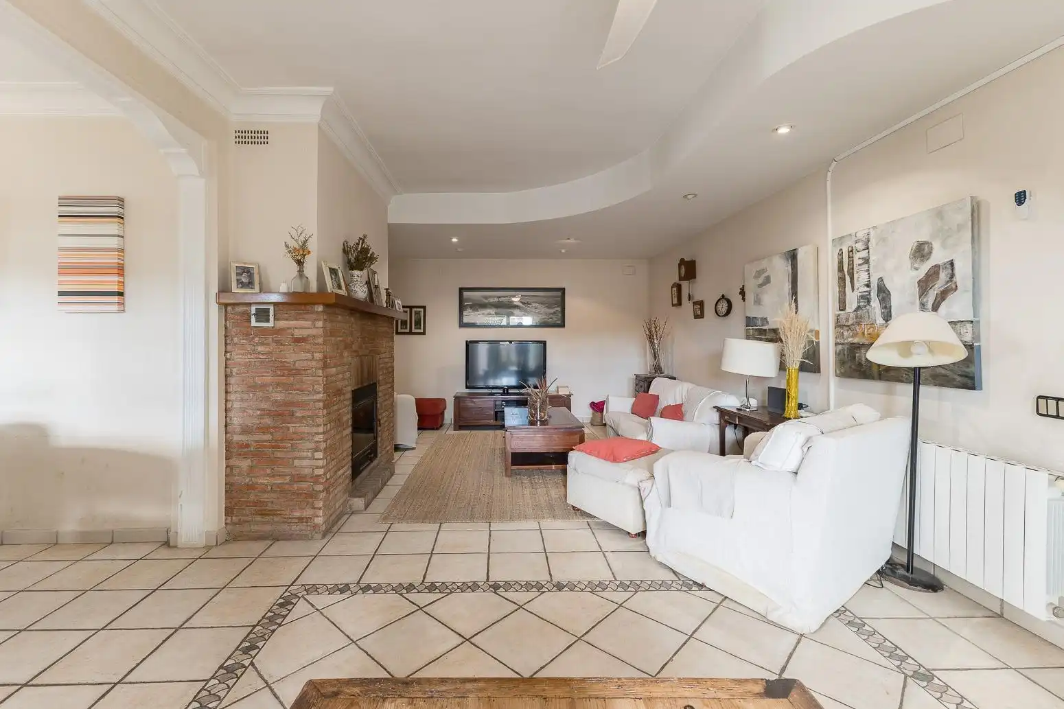 Sala d'estar de Casa o xalet en venda en Bétera amb Calefacció, Jardí privat i Piscina