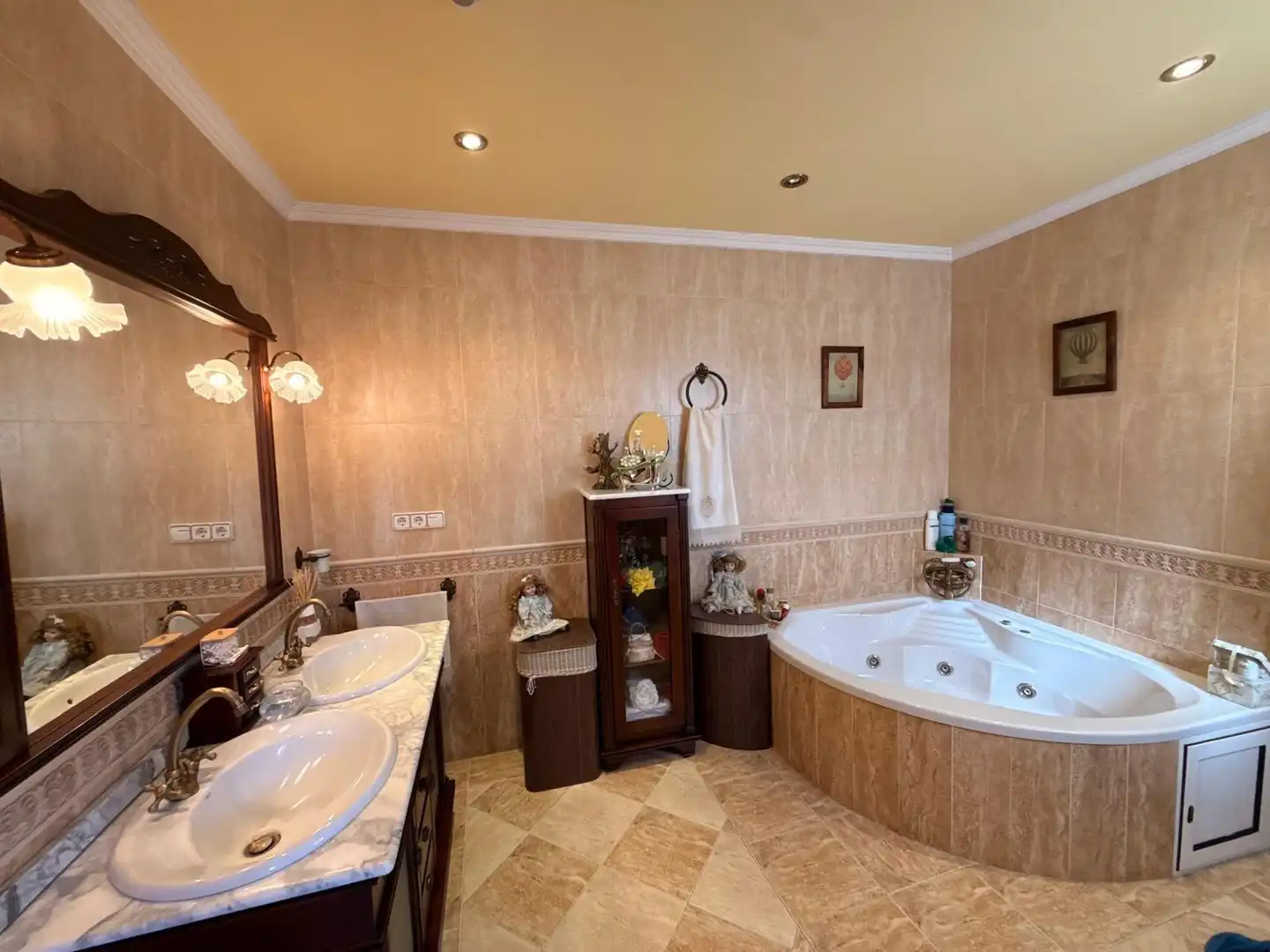 Bany de Casa o xalet en venda en Antequera amb Aire condicionat, Jardí privat i Terrassa