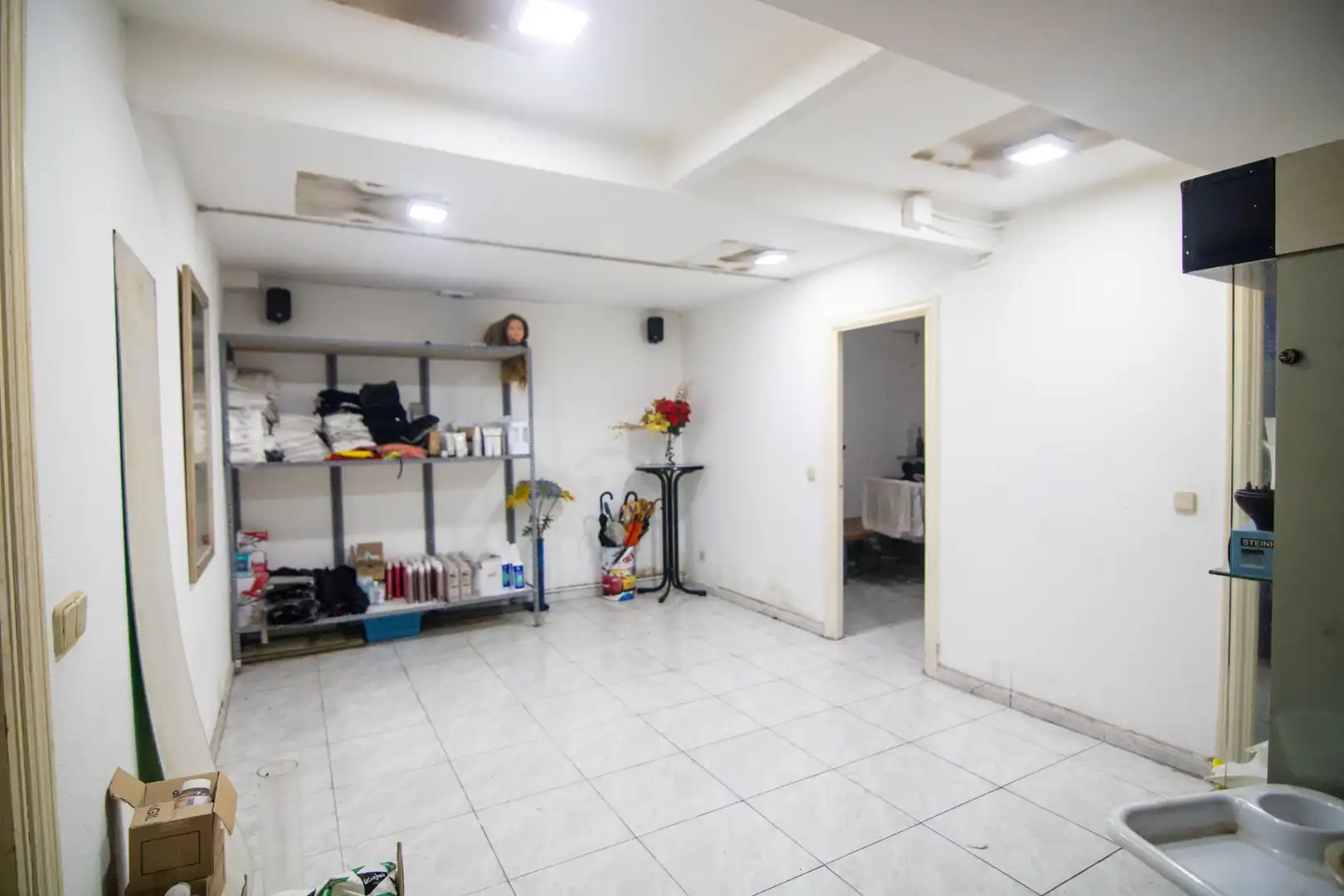 Local en venta en Madrid con Aire acondicionado, Calefacción y Amueblado