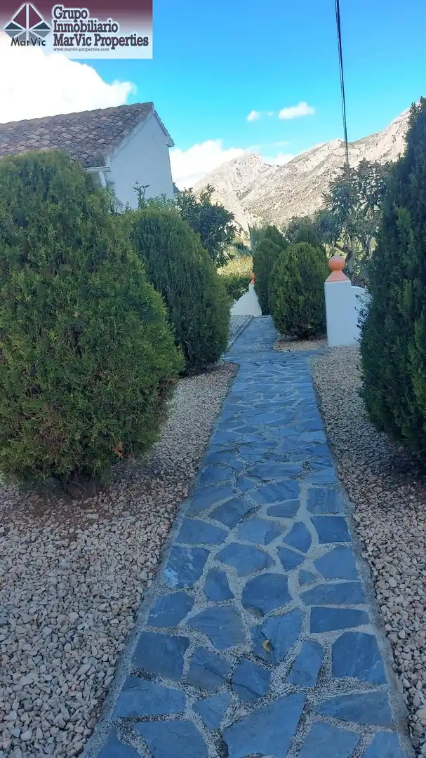 Außenansicht von Country house zum Verkauf in Benifato mit Terrasse