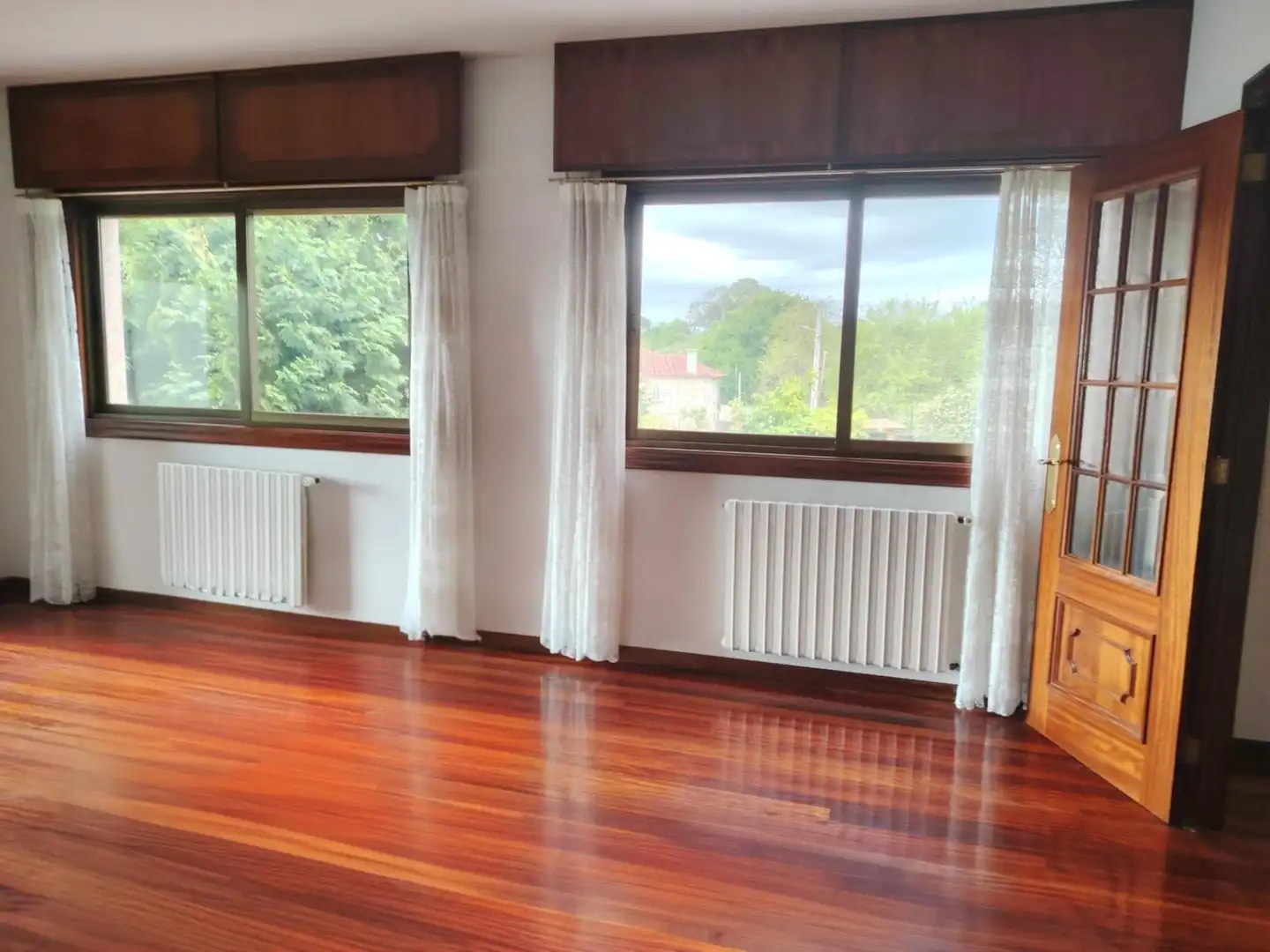 Sala de estar de Casa o chalet en venta en Vigo  con Calefacción, Terraza y Balcón