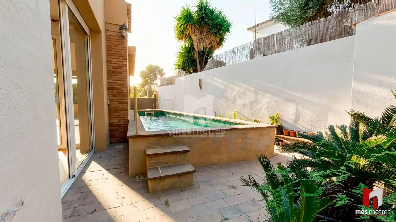 Piscina de Casa o chalet de alquiler en El Masnou con Calefacción, Jardín privado y Trastero