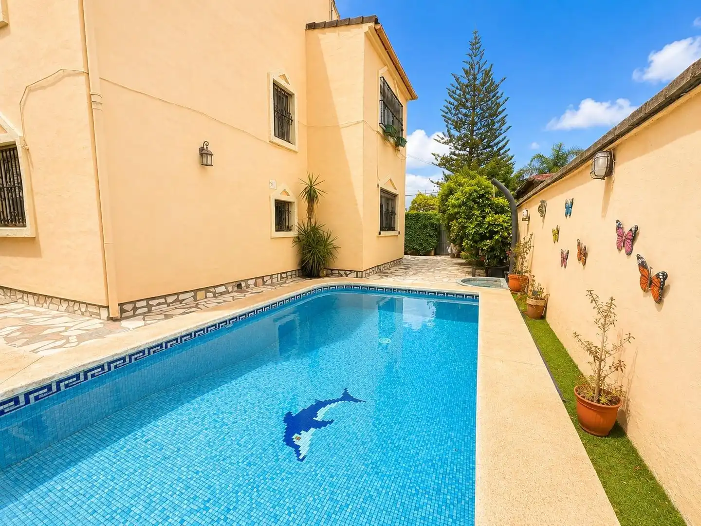 Villa à vendre à Los Barrios