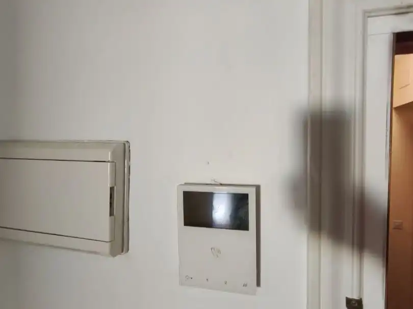Wohnung zum Verkauf in  Madrid Capital mit Klimaanlage, Terrasse und Balkon