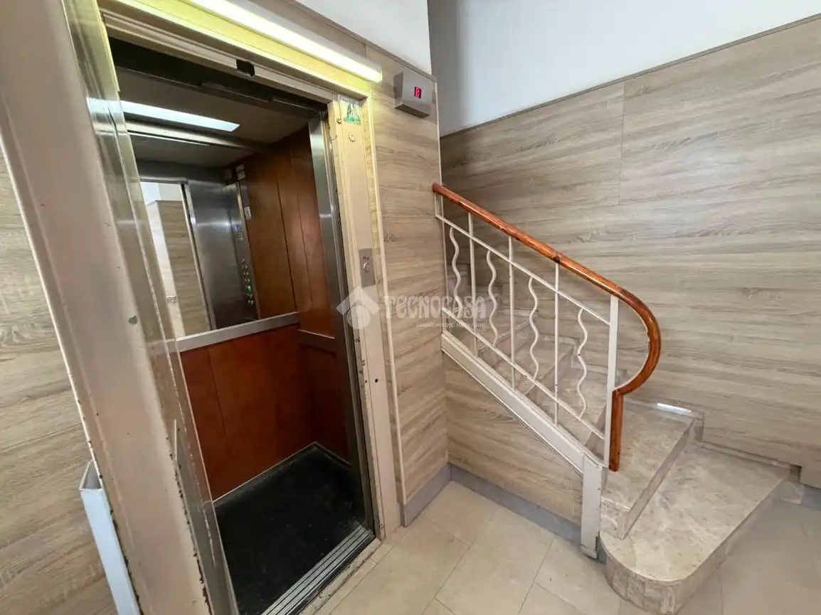 Wohnung zum Verkauf in Barcelona mit Terrasse