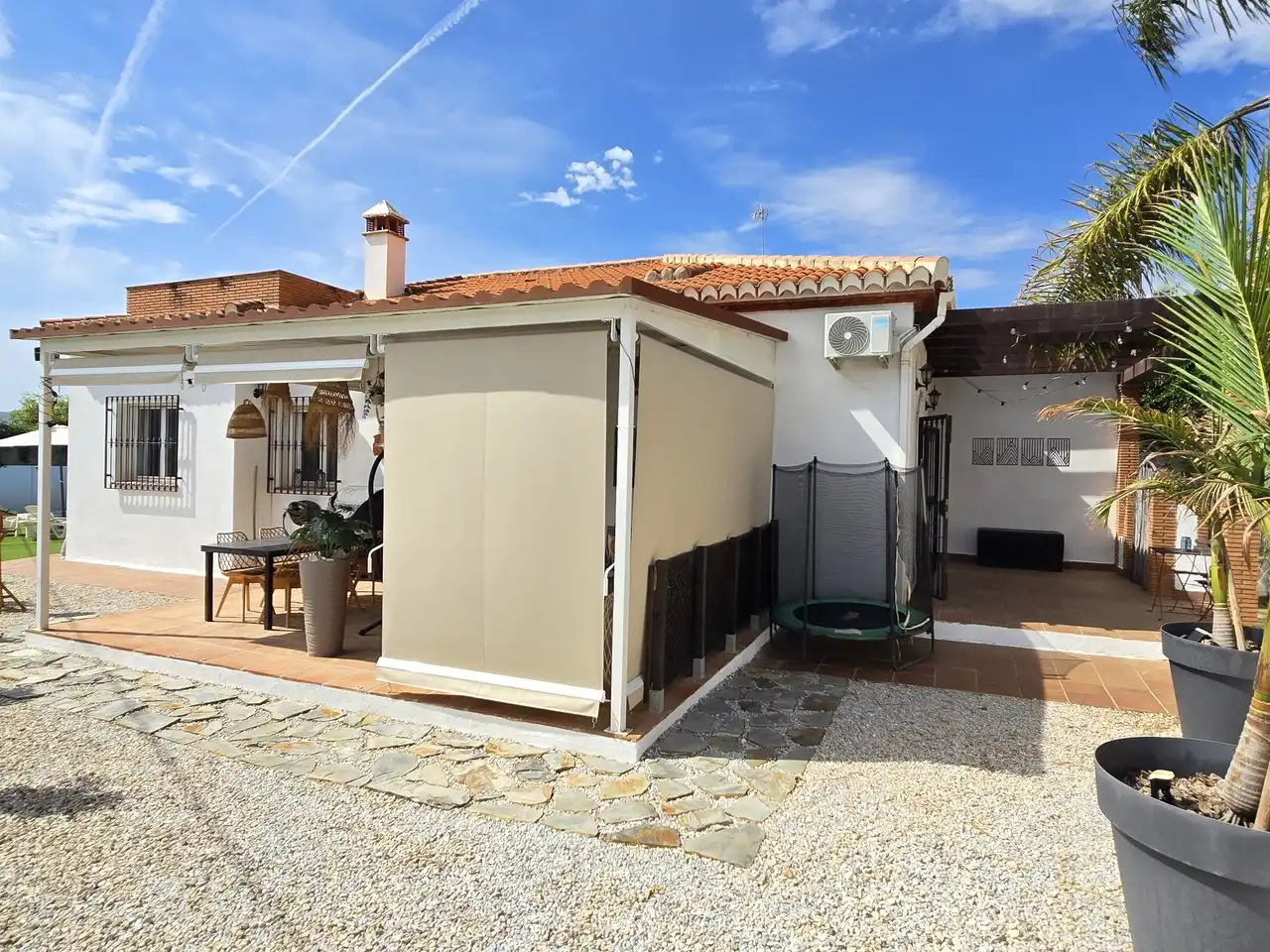 Casa amb piscina en venda a Alcaucín, imagen 6