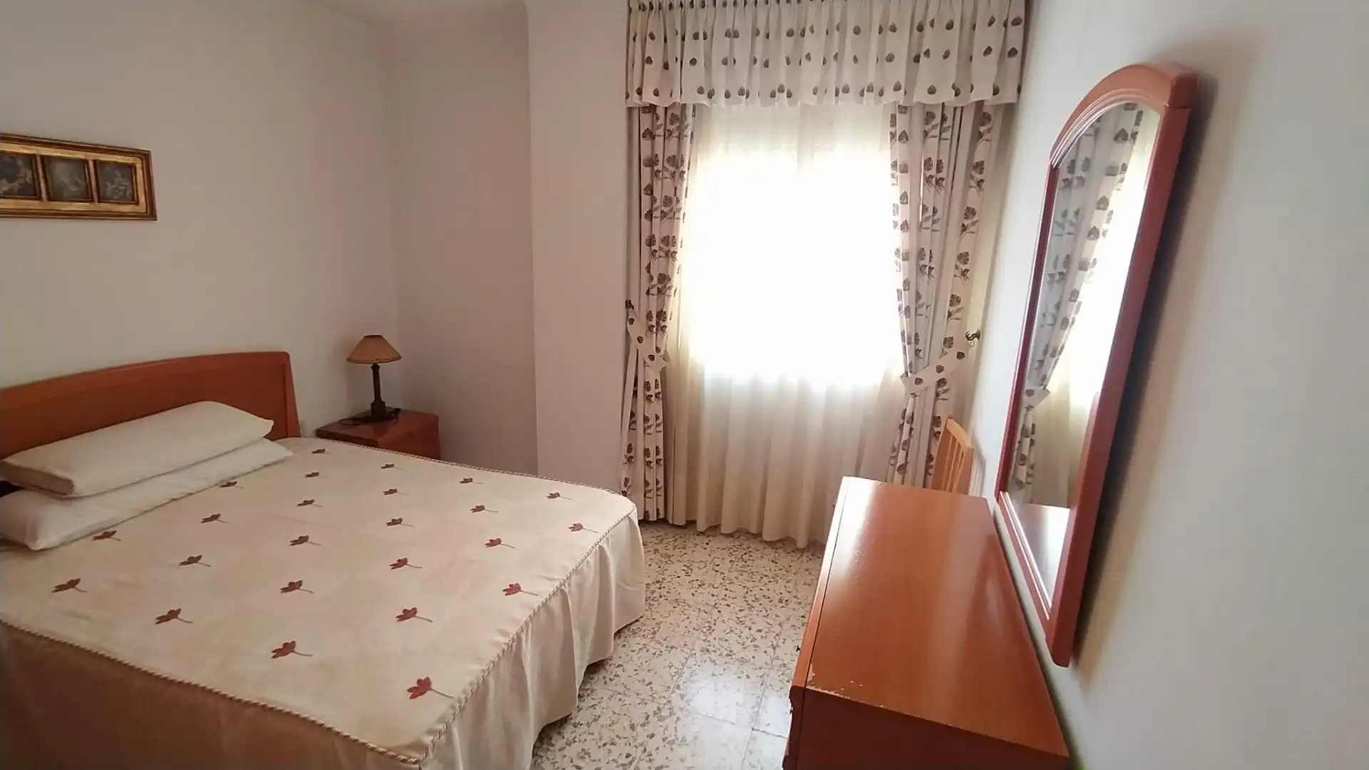 Dormitori de Pis en venda en Málaga amb Aire condicionat, Jardí privat i Terrassa