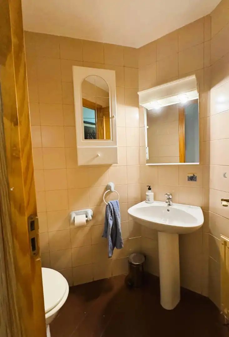Baño de Piso en venta en Puertollano con Aire acondicionado