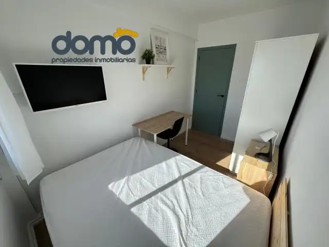 Habitación de Piso para compartir en Granada con Parquet, Amueblado y Lavadora