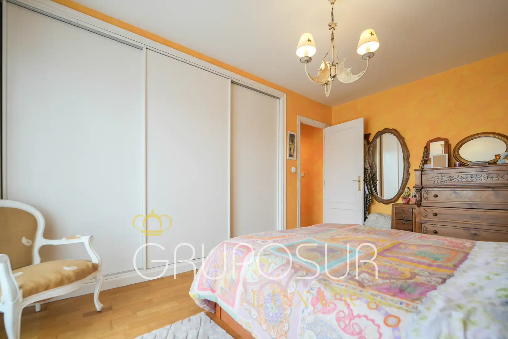 Bedroom of Detached homes for sale in Simancas  with Heating, Private garden and Parquet flooring