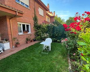 Garden of House or chalet for sale in Villaquilambre  with Air Conditioner, Heating and Terrace