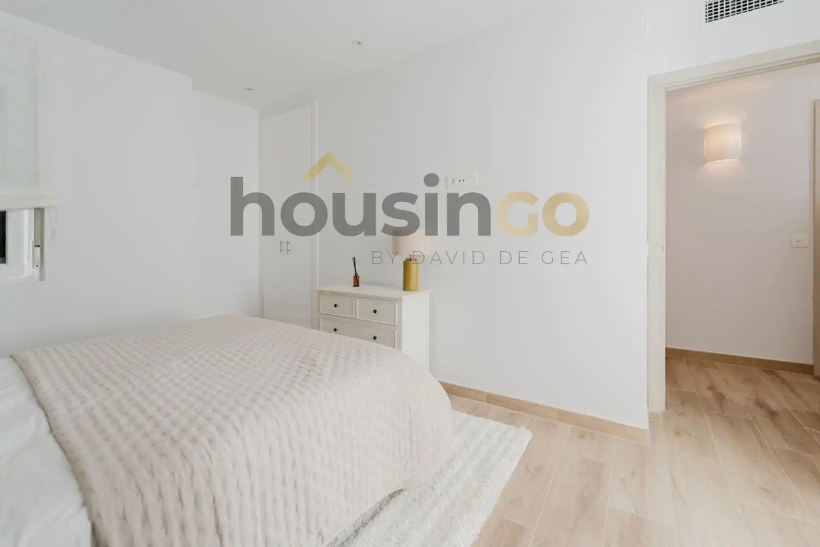 Bedroom of Flat for sale in Madrid  with Air Conditioner, Heating and Parquet flooring