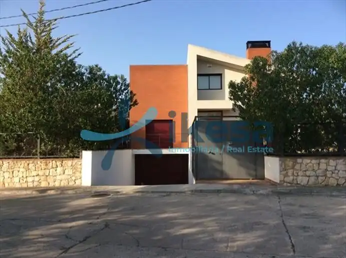 Vista exterior de Casa adosada en venta en Castellvell del Camp con Piscina comunitaria