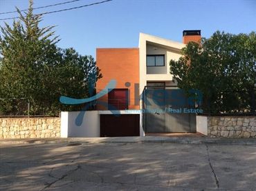Maison mitoyenne avec piscine à vendre à Castellvell del Camp